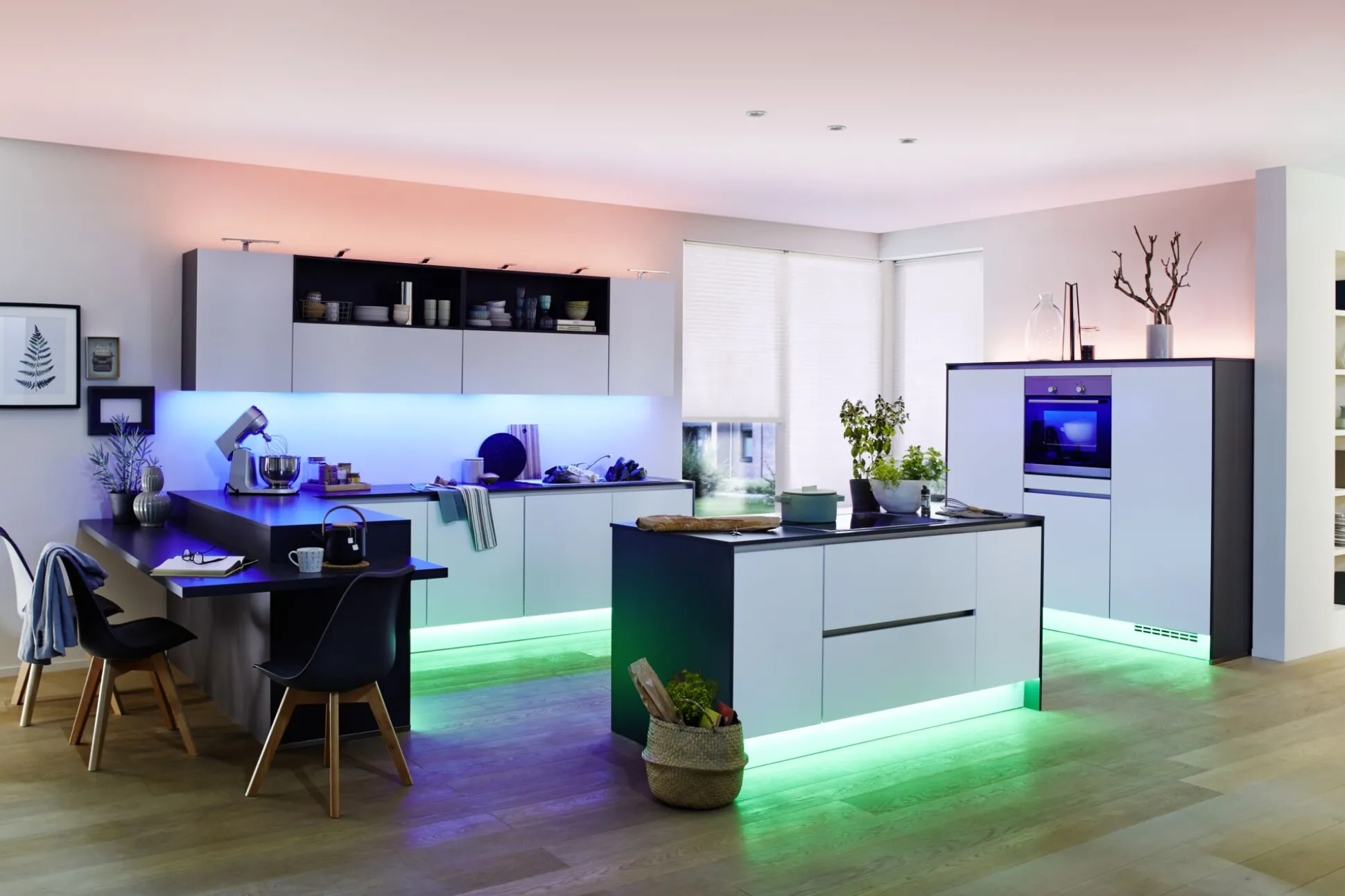 MaxLED 250 LED Strip Smart Home Zigbee 3.0 - Basisset 3m RGBW+