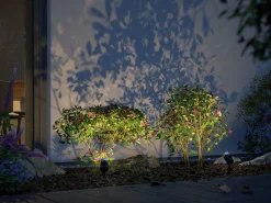 Plug & Shine Preisattraktives Starterset Zigbee 3.0 - Smart Home smik Gateway + LED Gartenstrahler Pike Basisset RGBW+