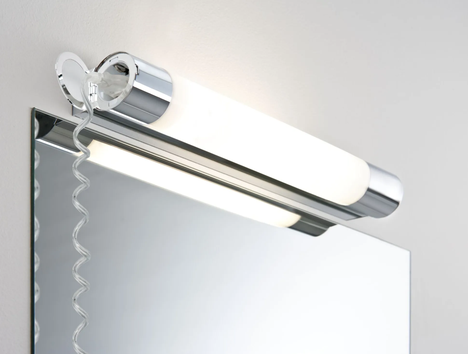 Selection Bathroom LED Spiegelleuchte - Orgon Steckdose